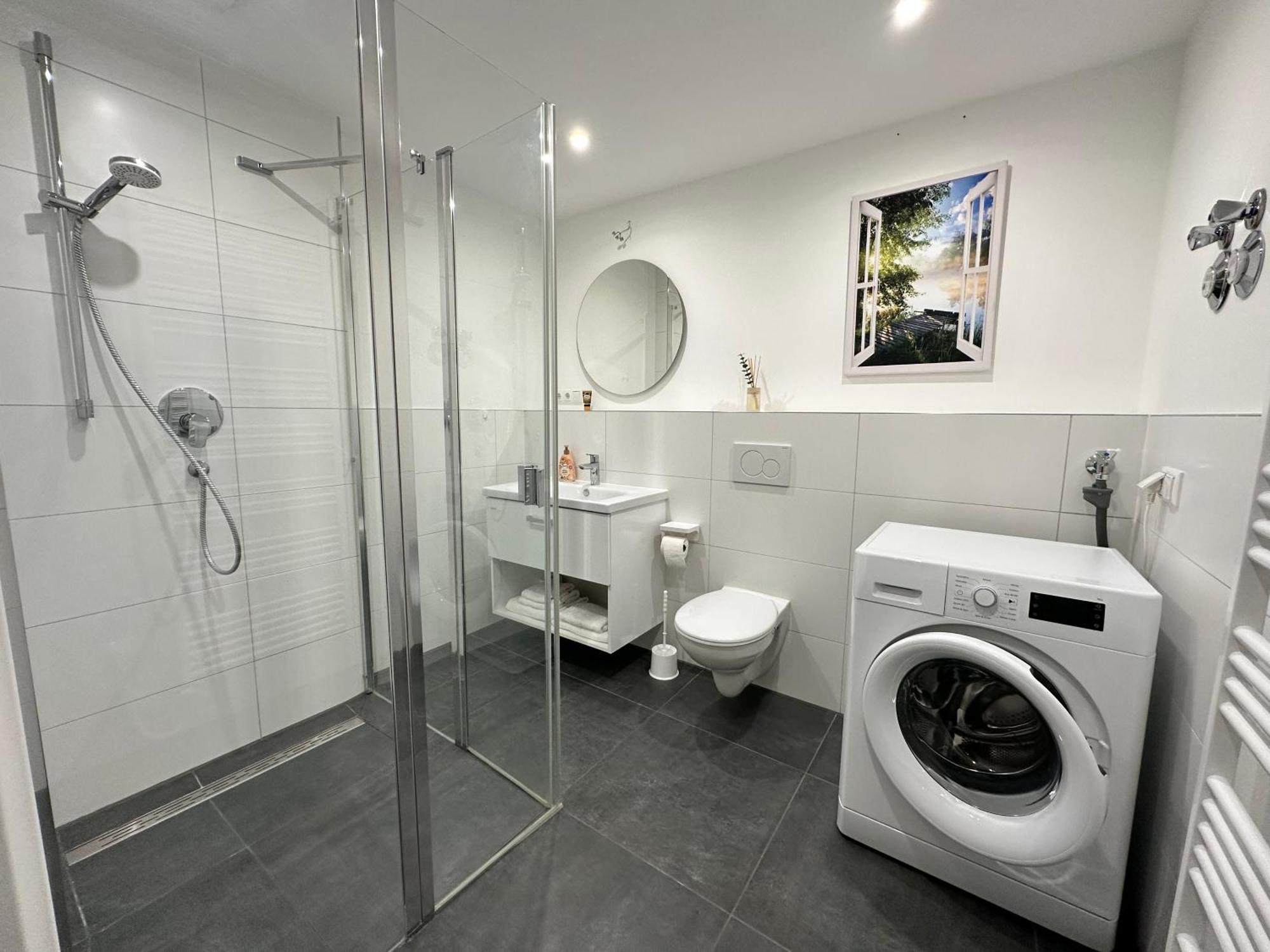 בלומברג Modernes Apartment I Parkplatz I Terrasse מראה חיצוני תמונה